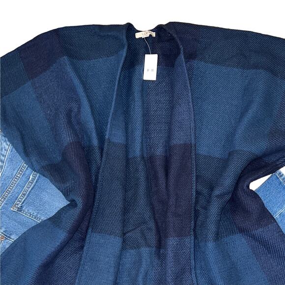 NWT LOFT Blue & Navy Oversized Plaid Open Front Poncho Wrap - Picture 3 of 8